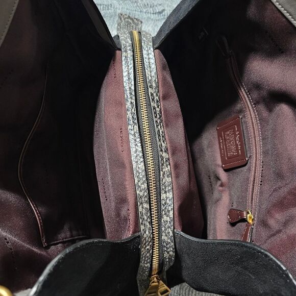 Coach Dalton 31 Shoulder Bag Purse in Colorblock with Pearlized Python Snakeskin - Picture 9 of 10